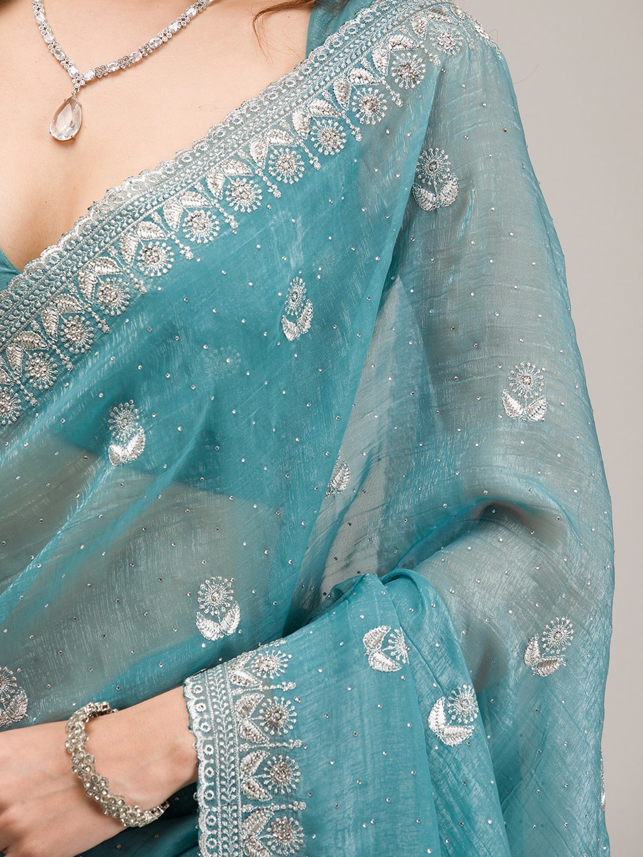 Sea Green Zariwork Tissue Saree